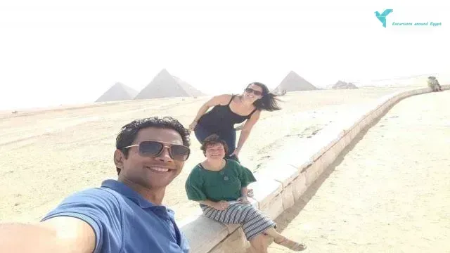 Day Trip by Flight from Marsa Alam to Cairo: Explore Pyramids & Museum