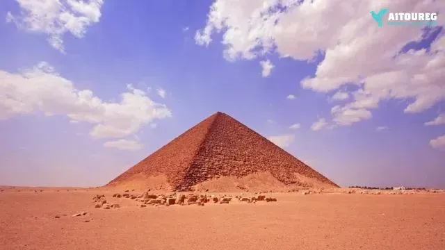 Day tour to dahshur pyramids and meidoum pyramid from cairo