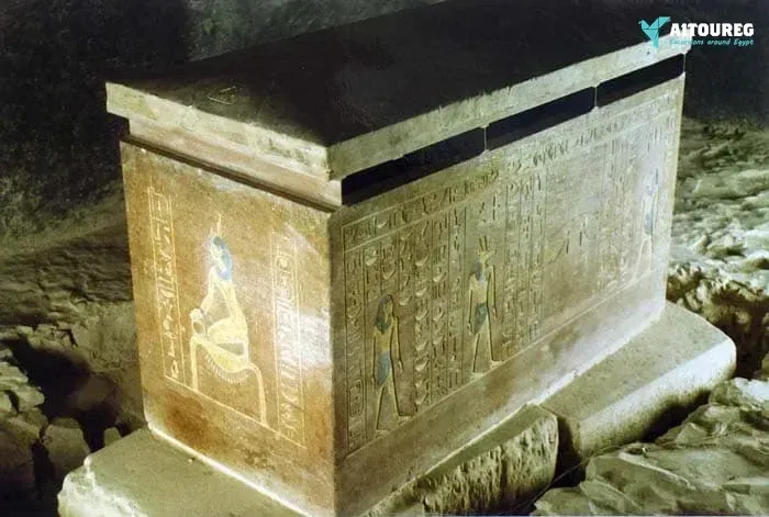 Day tour to dahshur pyramids and meidoum pyramid from cairo