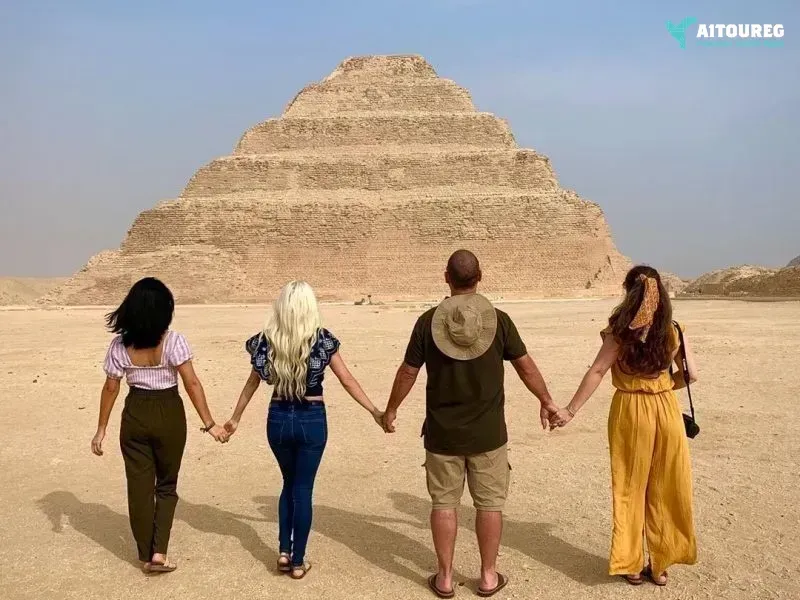 Day tour to giza pyramids sakkara and dahshur from cairo