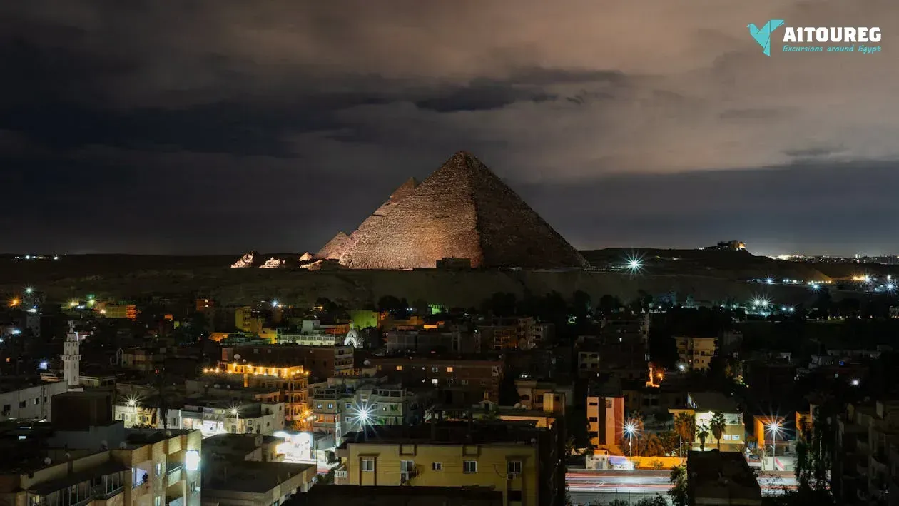 Day Tour of the Giza Pyramids and the National Museum.