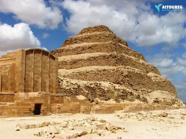 Day tour to the pyramids from sahel hashesh