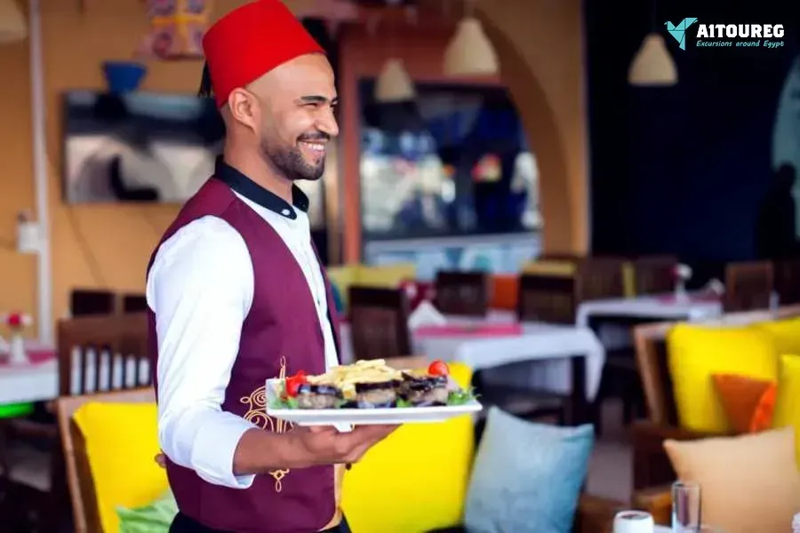 Hurghada city tour followed by a romantic Lebanese dinner.