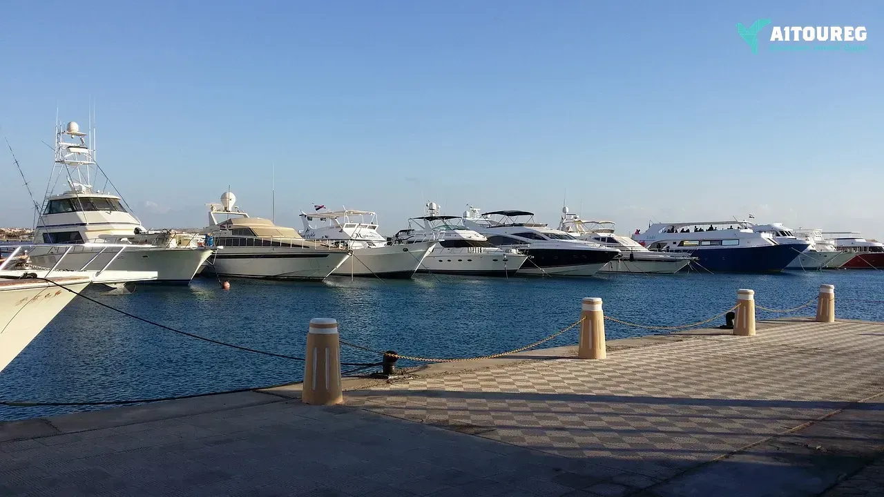 Hurghada city tour followed by a romantic Lebanese dinner.