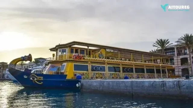 Nefertari seascope boat trip from el quseir with dinner