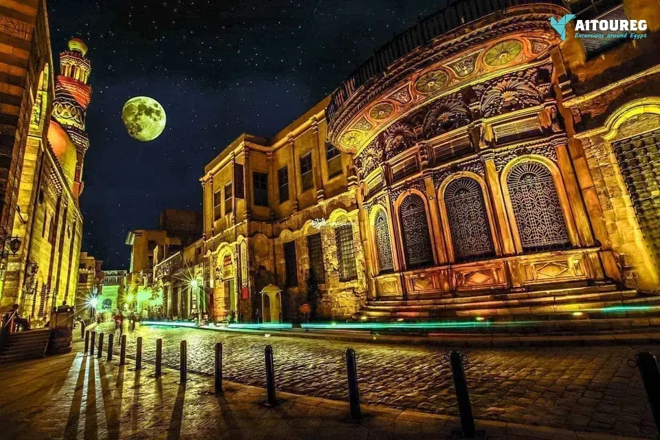 Old cairo and old bazaar khan el khalil tour from cairo