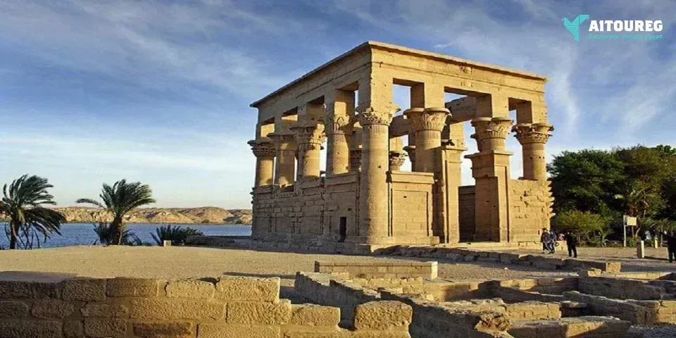 Overnight trip to abu simbel, edfu and kom ombo from luxor