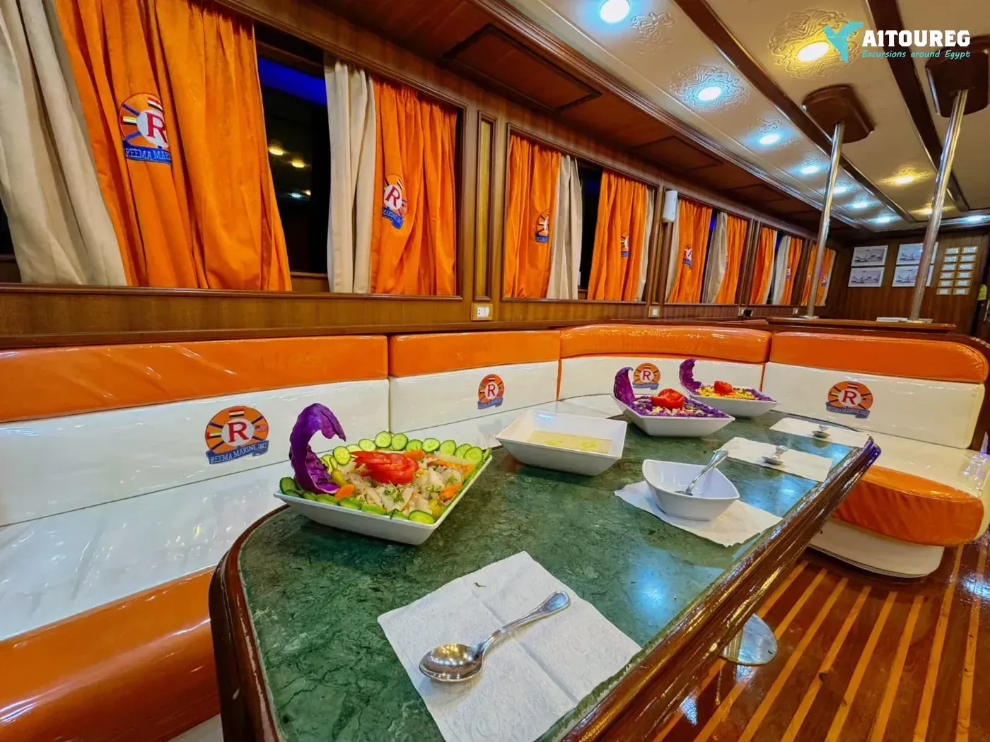 Private snorkeling boat trip to dolphin house from el gouna