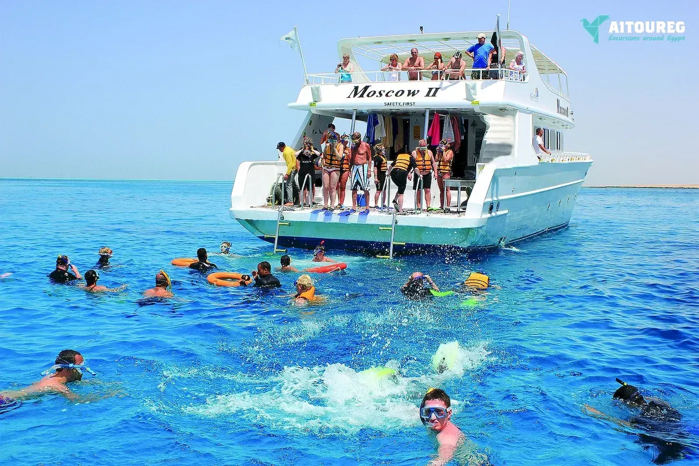 Private snorkeling boat trip to dolphin house from el gouna