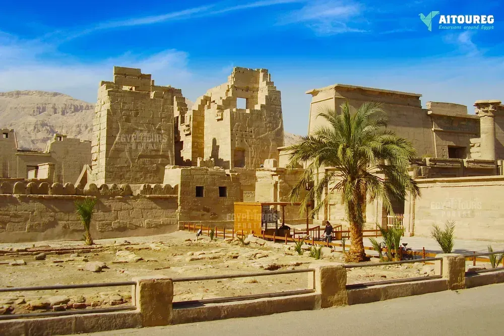 Tour to dendera and medinet habu