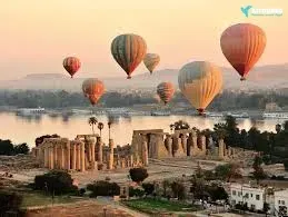 Heißluftballonfahrt ab Hurghada – atemberaubender Sonnenaufgang über Luxor mit beeindruckender Aussicht auf Tempel
