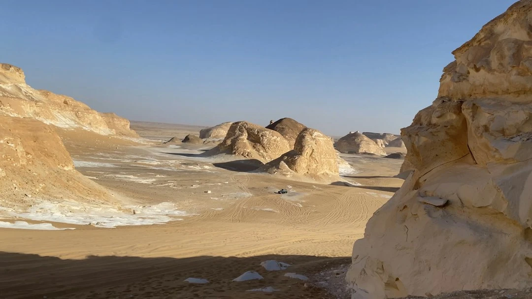White Desert Tour from Sahel Hashesh by Plane