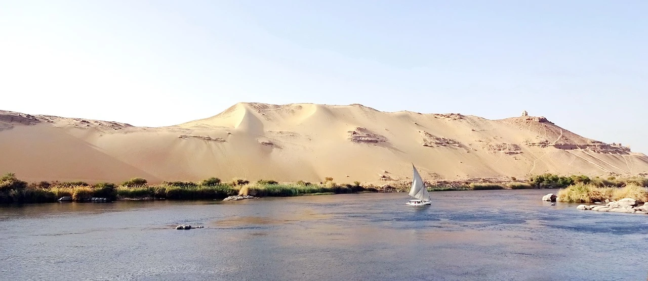2-Day Luxor Tour from El Gouna with Felucca