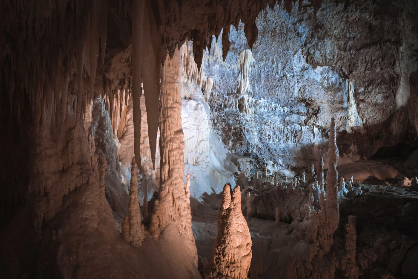 White Desert Tour from Cairo with Djara Cave