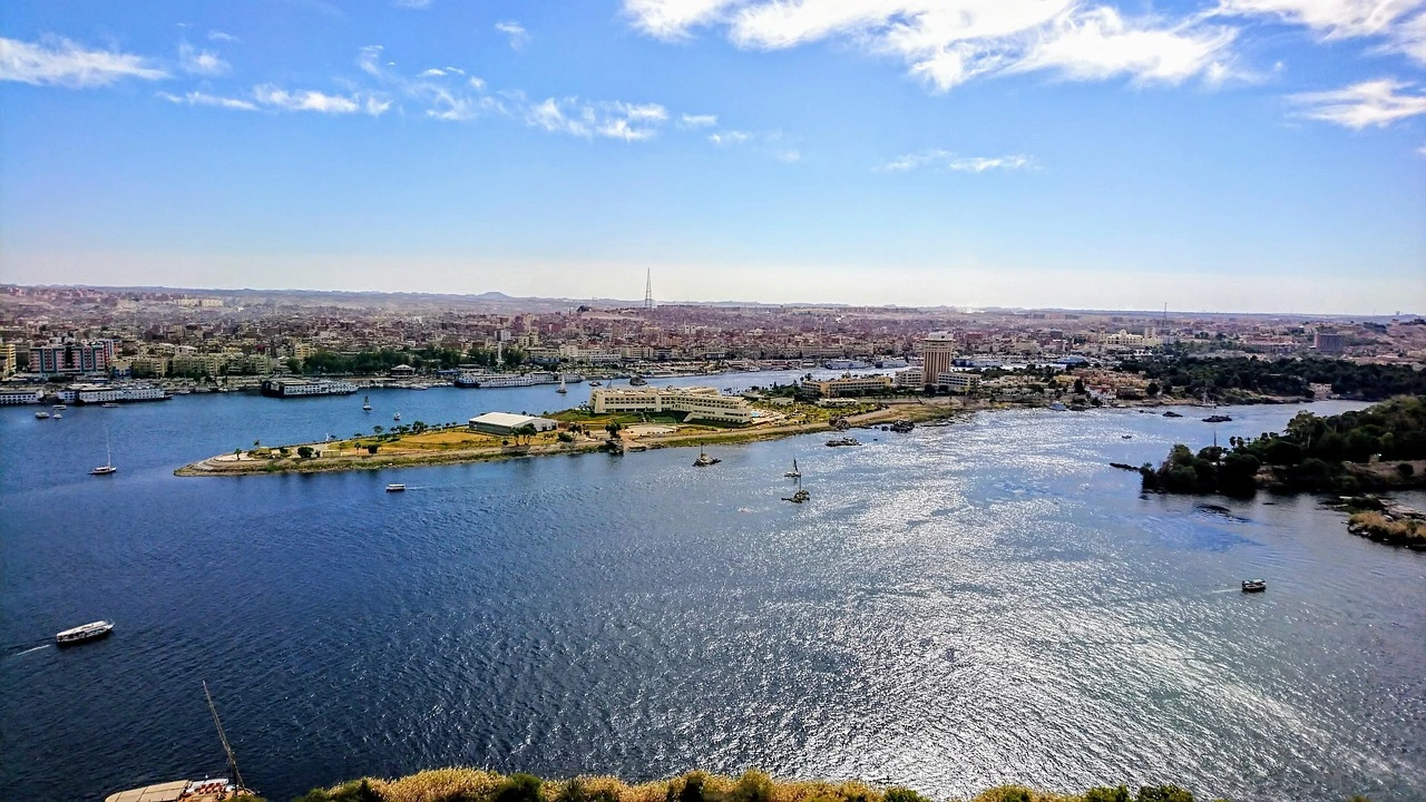 Cairo and Nile Cruise Tour: 10-Day Egypt Holiday