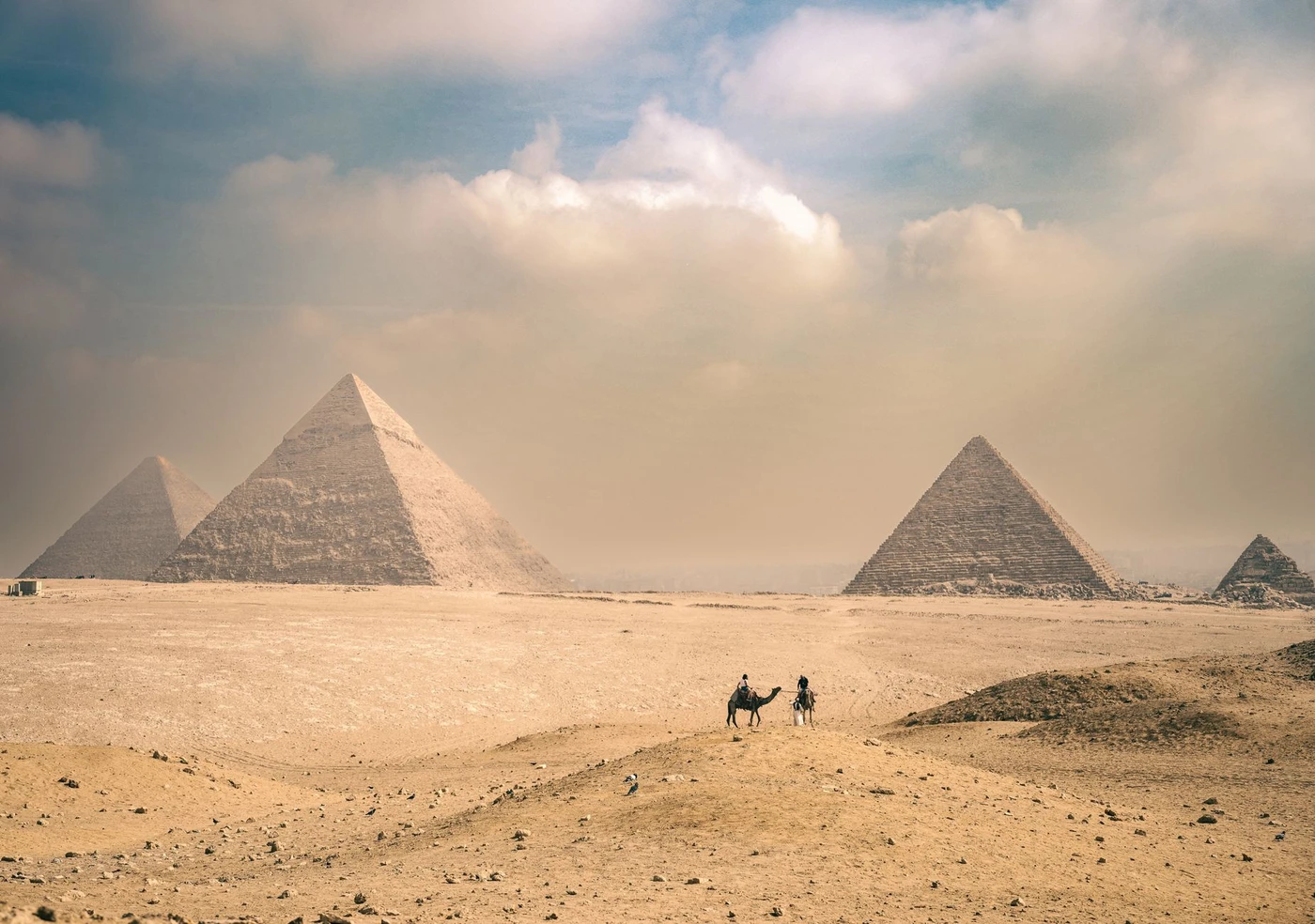 Circuit de 4 jours au désert Blanc et aux pyramides de Gizeh