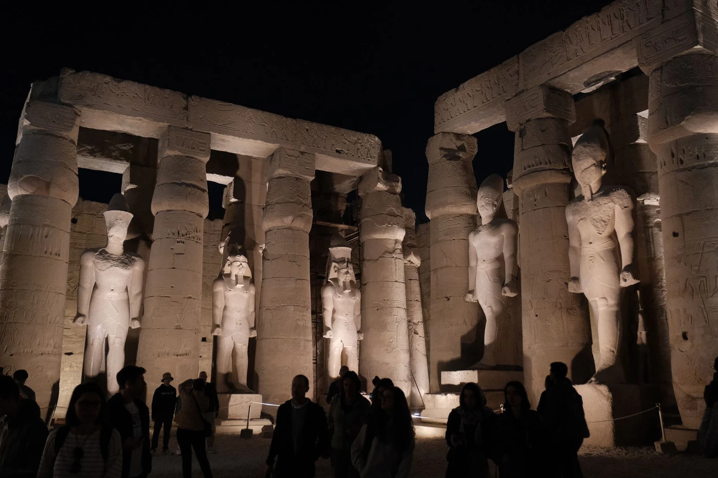 Spettacolo di suoni e luci a Luxor al tempio di Karnak
