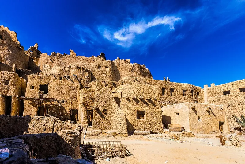 Tour di 3 Giorni all'Oasi di Siwa da Il Cairo | Viaggio Tutto Incluso Giorno 1: Tour dell'Oasi di Siwa da Il Cairo con servizio tutto incluso
