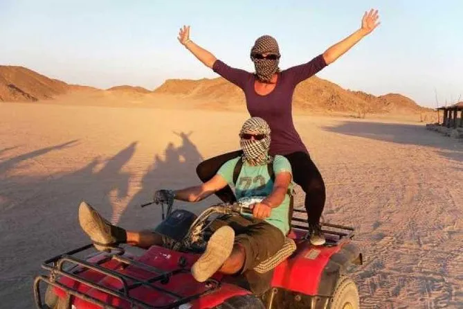 Safari in quad a Luxor dalla sponda orientale Safari in quad a Luxor dalla sponda orientale