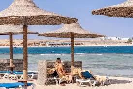 Mit Dugong schwimmen Abu Dabbab ab Hurghada Ankunft in der Abu Dabbab Bucht